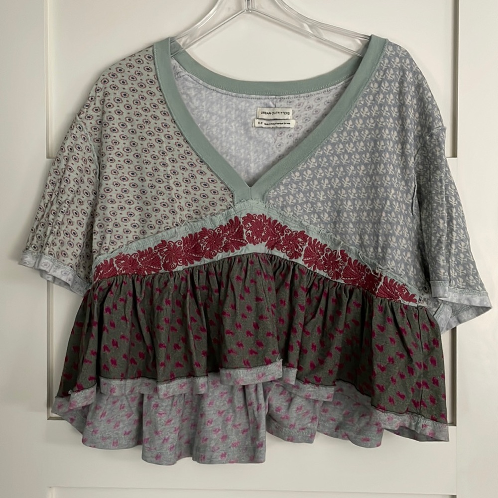 Urban Outfitters Cropped Peasant Style Top